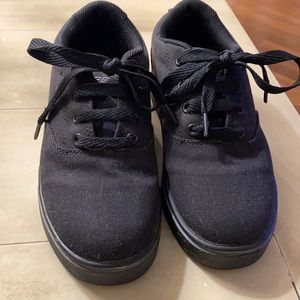 Black Heeleys size 4